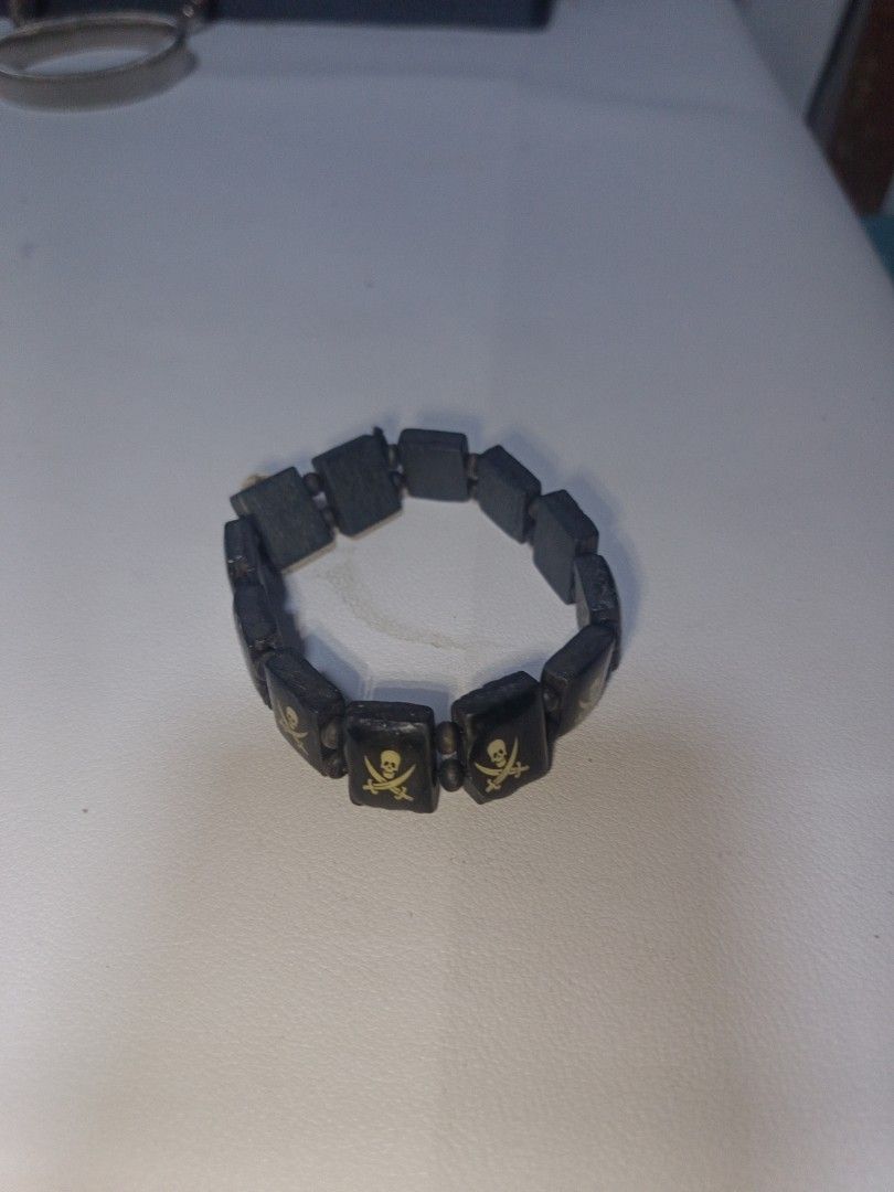 50 each! grunge/goth/punk wear accessories (Category: Jewelry) located in Manila. Submitted by swiftbear_7ed2ec (Listing ID 1465645849, Image 2). Description: via LBC or JnT, shipping shouldered by buyer.