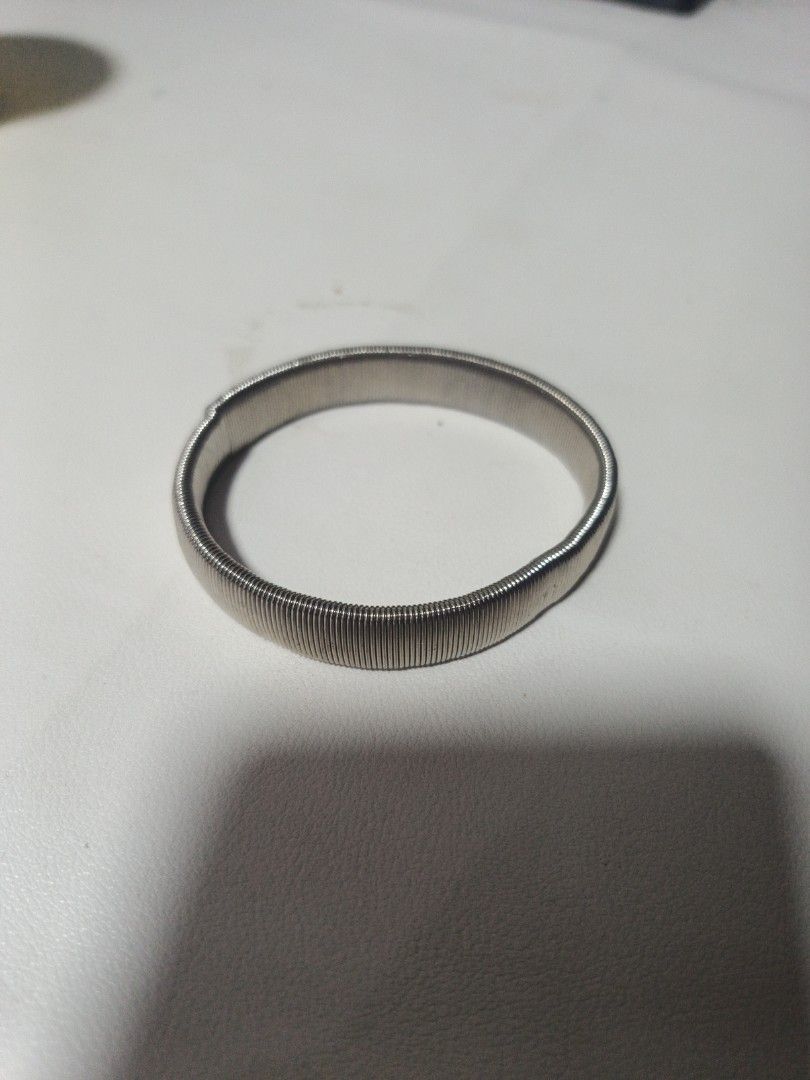 50 each! grunge/goth/punk wear accessories (Category: Jewelry) located in Manila. Submitted by swiftbear_7ed2ec (Listing ID 1465645849, Image 1). Description: via LBC or JnT, shipping shouldered by buyer.