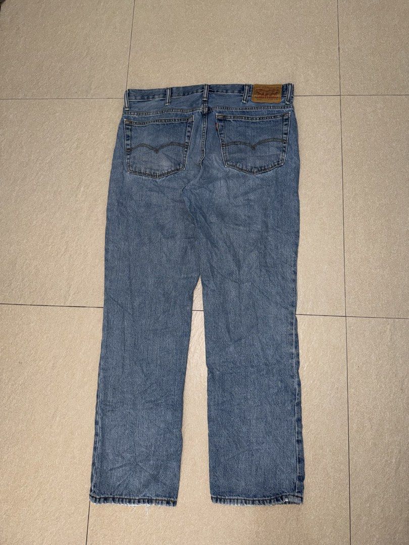 516 LEVIS PANTS (Category: Jeans) located in Manila. Submitted by triptothrift7 (Listing ID 1465678186, Image 1). Description: pm me for fast transaction! 516 LEVIS PANTS for only 899 free shipping size 38 on tag actual waistline 38 length 42 hem 8 no issue excellent condition color rate 9/10 mode of payment gcash or bank transfer location Biñan laguna.