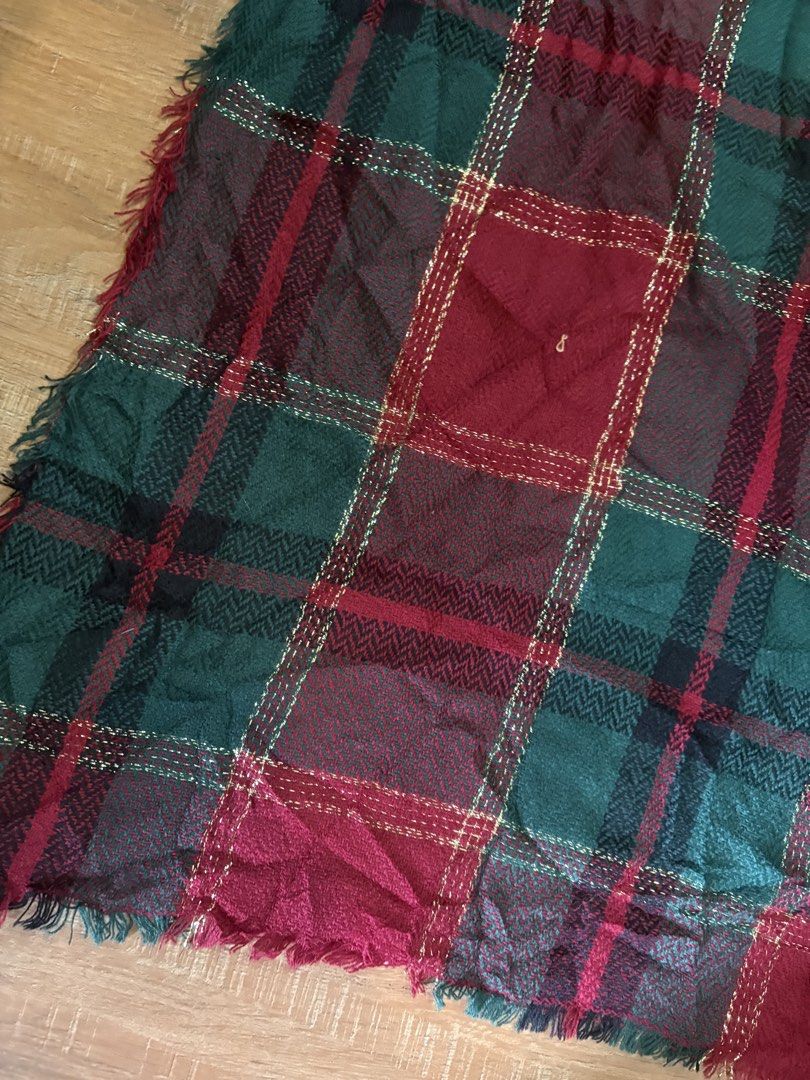 64”x49” table cover (Category: Carpets, Mats & Flooring) located in Dipolog. Submitted by playmatesfriend.ph (Listing ID 1465665592, Image 2). Description: .