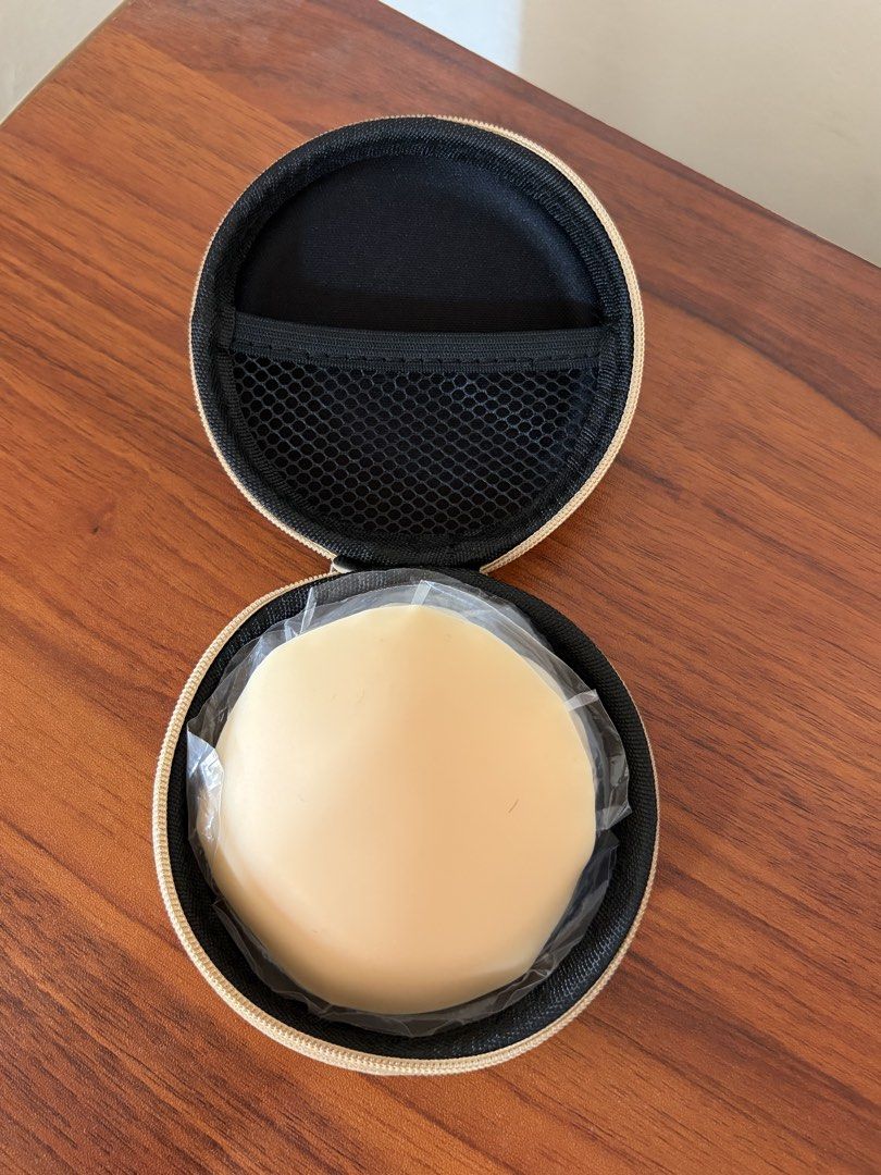 8CM Dood Nipple Covers with Storage Case (Category: Undergarments & Loungewear) located in Makati City. Submitted by dmazing (Listing ID 1465625316, Image 2). Description: Never used, they gave me a wrong size :( .