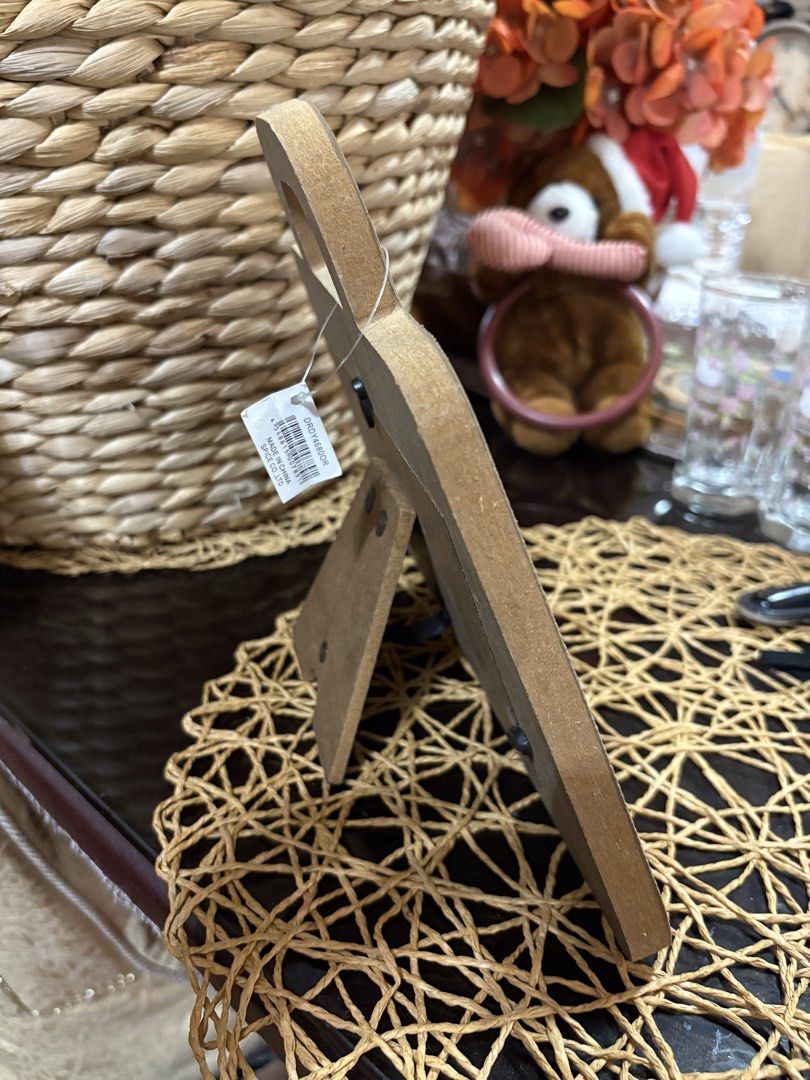 8”x10 wooden photo frame (Category: Frames & Pictures) located in Dipolog. Submitted by playmatesfriend.ph (Listing ID 1465669328, Image 2). Description: .