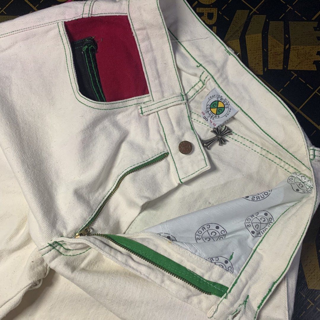90’s Cross Colours Baggy Pants (Category: Jeans) located in Manila. Submitted by vanmeds (Listing ID 1465718254, Image 3). Description: 90s Cross Colours of Benetton Baggy Pants 30 waist 38 length issue: discoloration (check last pic) 📍Manila.