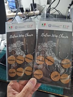（分類：）位於 。 由 a.crimson 提交（商品編號 1465669958，圖片 1）。簡介： 。