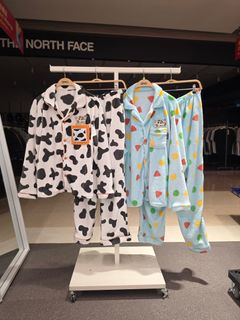 （分類：）位於 。 由 ofaccutekids 提交（商品編號 1465626835，圖片 1）。簡介： 。