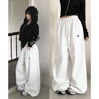 由 yy.2ndwear (刊登 ID 1465643349，圖片 1) 提交，位於 的 (類別：)，說明：。