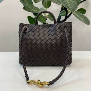 (Category: ) located in . Submitted by millenlavish_outlet (Listing ID 1465647395, Image 1). Description: .
