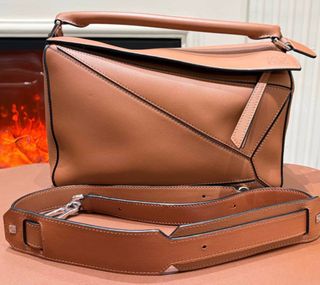(Category: ) located in . Submitted by millenlavish_outlet (Listing ID 1465647003, Image 1). Description: .