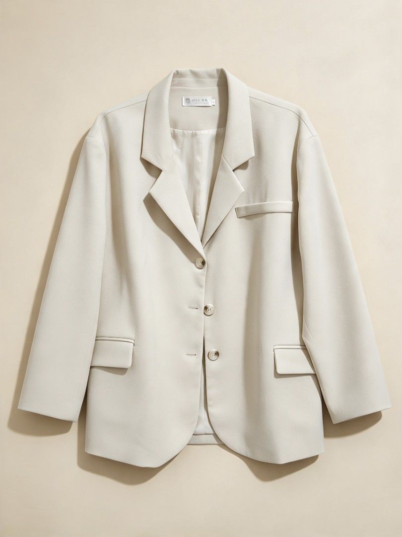 ✨ PRELOVED BLAZERS ✨ (Category: Coats, Jackets and Outerwear) located in Manila. Submitted by peptaura (Listing ID 1465587813, Image 3). Description: Elegant brown, white & beige pieces, each worn only once and lovingly kept. Perfect for work, events, or effortlessly polished looks. Best suited for L–XL frames..