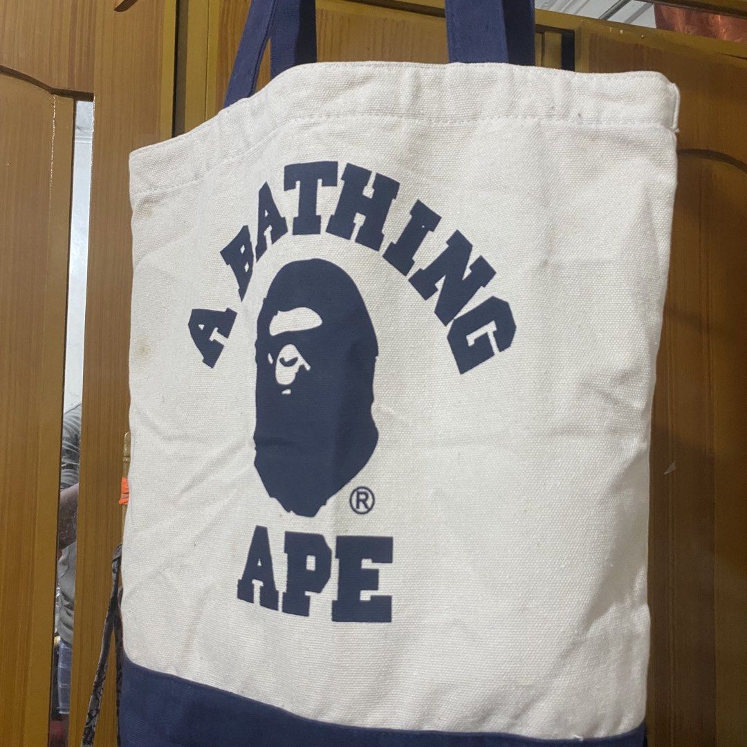 A Bathing Ape BAPE Winter 2010 Appendix/Gift Tote Bag (Category: Tote Bags) located in Manila. Submitted by 4114thrifts.ph (Listing ID 1465600146, Image 2). Description: Item Name: A Bathing Ape BAPE Winter 2010 Appendix/Gift Tote Bag (Details) • Condition: Very Good Condition • Color Rate: 9.4/10 • Issue/s: Need Wash Mine: 850 + Shipping Fee 📥 Dasmariñas City, Cavite, 4114📍.