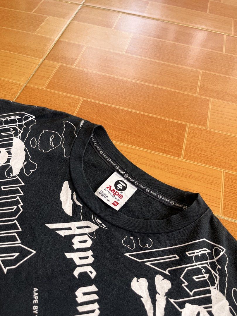 AAPE BY * A BATHING APE (Category: Activewear) located in Santo Tomas. Submitted by vincezy2 (Listing ID 1465597001, Image 3). Description: Excellent condition Size xxL on tag (best fit to Medium) Off/legit Dimes: width 20 length 27 Color rate 9.10 Issue: none.