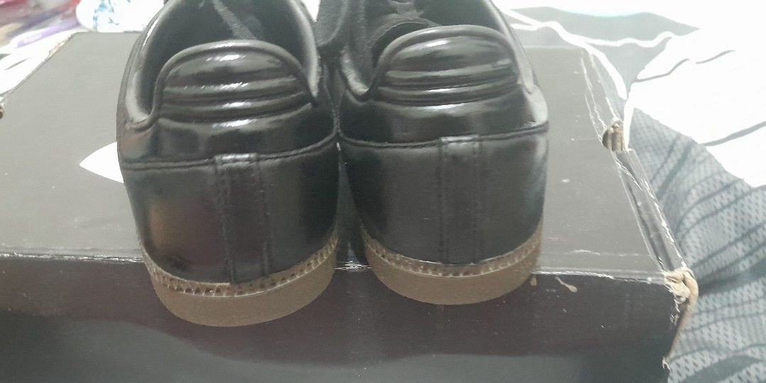 Adi samba 6.5 us men (Category: Sneakers) located in Manila. Submitted by dreamweaver25 (Listing ID 1465644618, Image 3). Description: limited edition adidas samba og black 6.5 us men pick up cubao ship via lalamove kaliwaan bayad ship via jrs if provinces price is fixed sure buyer only.