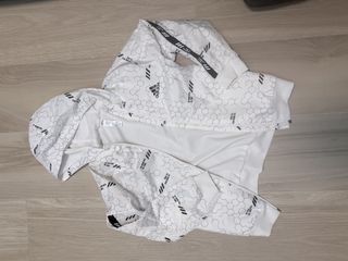 （分類：）位於 。 由 gogoban 提交（商品編號 1465713762，圖片 1）。簡介： 。