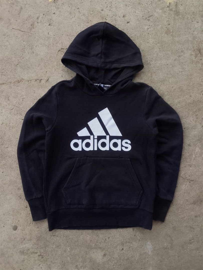 ADIDAS BIG TREFOIL LOGO PULLOVER HOODIE (Category: Others Tops) located in Manila. Submitted by saiintthrift (Listing ID 1465609943, Image 1). Description: ✅ Condition: As New 📐 Size: 24 x 19 (S) 🎨 Color rate: 11/10 ⚠️ NO ISSUE 💰 PRICE: ₱480 + sf 📍 Location: Dasmariñas, Cavite 💳 Payment: GCash only 🚚 Courier: J&T / LALAMOVE 📱 FOLLOW & CONTACT: ig: saiint.thrift fb: Saiint Thrift tiktok: saiint.thrift carousell: saiintthrift DM/PM IF INTERE