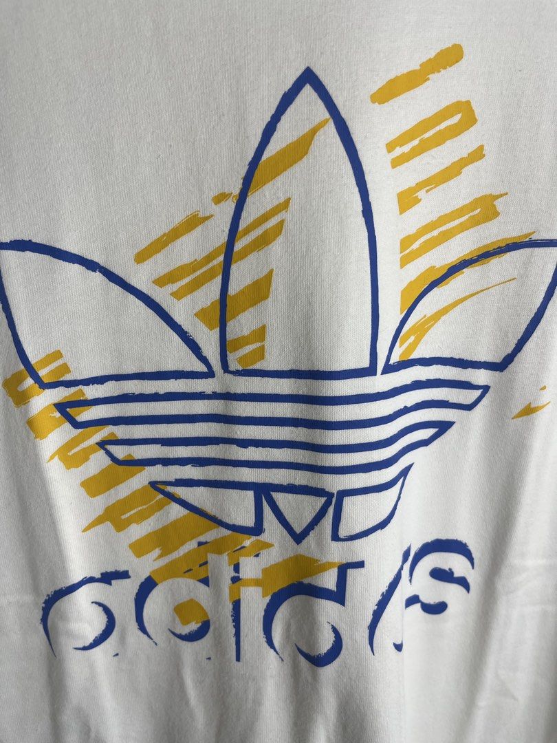 Adidas Biglogo White Shirt Medium (Category: Tshirts & Polo Shirts ) located in Nasugbu. Submitted by janstuffs.ph (Listing ID 1465589314, Image 3). Description: Adidas White Graphic Shirt Authentic 💯 Size on tag: SMALL Dimension: 19.5"W x 27"L Best fit: MEDIUM Condition: 10/10 Good as New Flaw: None Mine: 580 Thankyou po 🫶💕.