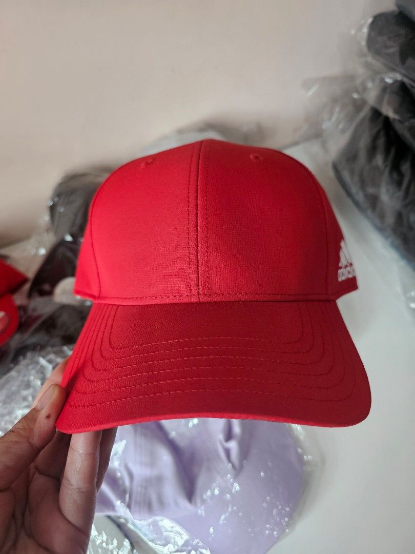 ADIDAS Cap - Red (Category: Caps & Hats) located in Quezon City. Submitted by senyoramaria2 (Listing ID 1465630912, Image 1). Description: ADIDAS Cap OSFM #US pasabuy.