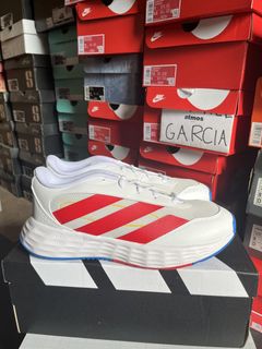 (Category: ) located in . Submitted by rr.sneakerstash (Listing ID 1465585680, Image 1). Description: .