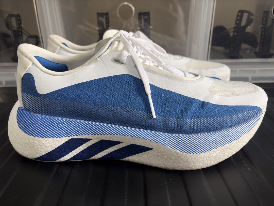 Adidas Hyperboost Edge (Category: Sneakers) located in Muntinlupa City. Submitted by jhurrific (Listing ID 1465635255, Image 3). Description: Adidas Hyperboost Edge -Size: US 11.0 -w/ Original Box *Payment First: Bank Transfer or GCash *Buyer handles and shoulders shipping.