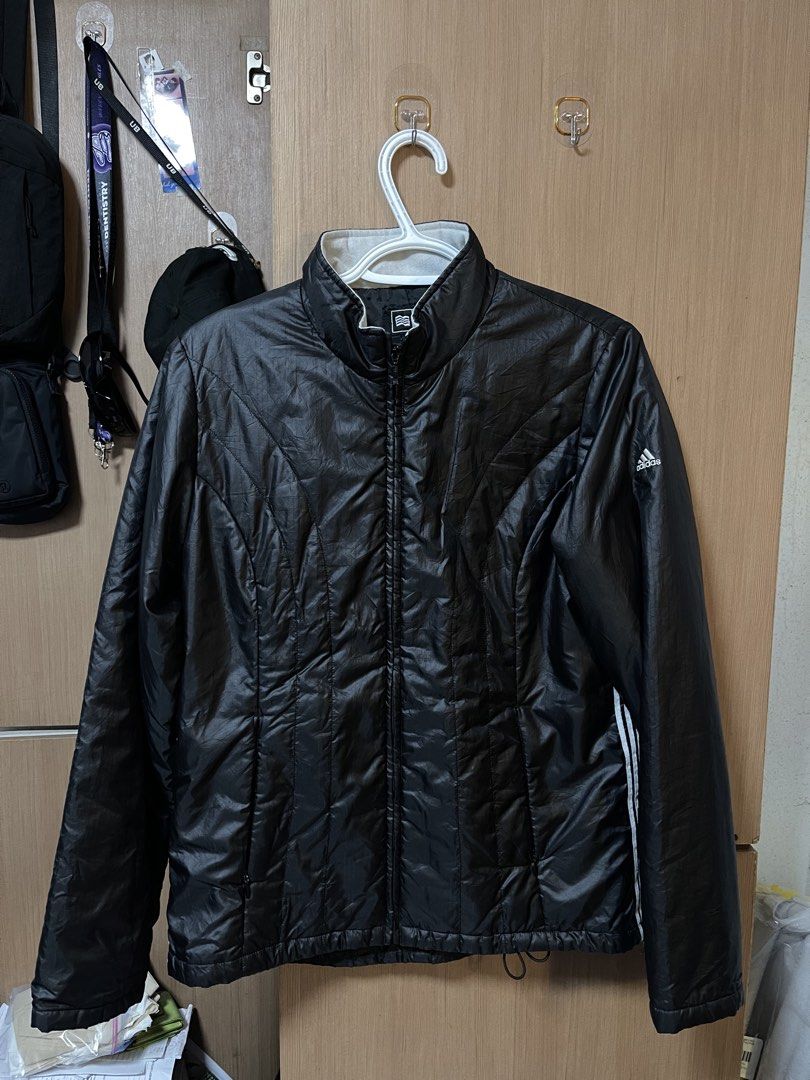 Adidas Jacket Winter Windbreaker (Category: Coats, Jackets and Outerwear) located in Baguio. Submitted by uszwk (Listing ID 1465648674, Image 1). Description: l- 26 w- 18.