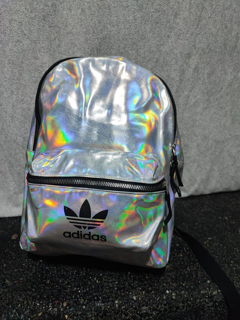 Adidas metallic medium Backpack (Category: Backpacks) located in Baguio. Submitted by ozara.06 (Listing ID 1465695858, Image 1). Description: Adidas metallic backpack Medium size In Very good condition Very nice this 580.