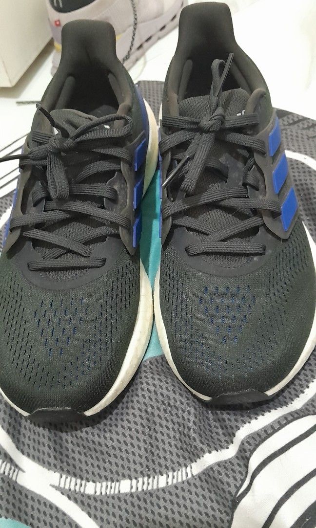 Adidas pure boost 8.5 us men (Category: Sneakers) located in Manila. Submitted by dreamweaver25 (Listing ID 1465654486, Image 1). Description: brand new orig adidas pureboost 8.5 us men pick up cubao ship via lalamove kaliwaan bayad ship via jrs if provinces price is fixed sure buyer only.