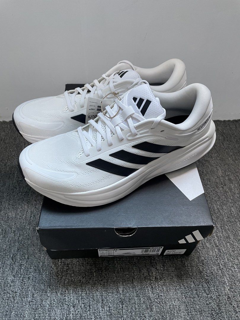 Adidas Response 2 Running Shoes (Category: Sneakers) located in Manila. Submitted by commonselection (Listing ID 1465648300, Image 2). Description: Adidas Response 2 Size: US 11 Original price: PHP 3,800.00 Includes original box Steal price already Rfs decluttering.