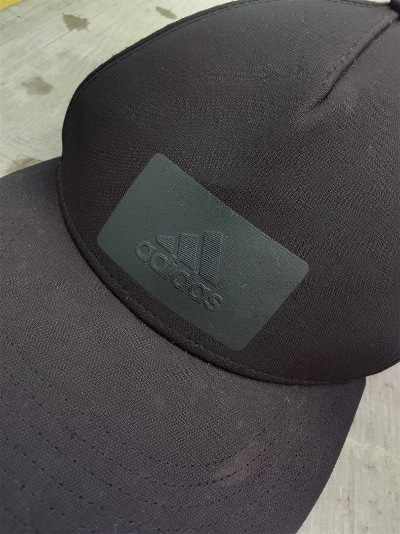ADIDAS RUBBER PATCH LOGO BASEBALL SNAPBACK CAP (Category: Caps & Hats) located in Manila. Submitted by saiintthrift (Listing ID 1465611059, Image 2). Description: ✅ Condition: As New 📐 Size: Freesize 🎨 Color rate: 11/10 ⚠️ NO ISSUE 💰 PRICE: ₱680 + sf 📍 Location: Dasmariñas, Cavite 💳 Payment: GCash only 🚚 Courier: J&T / LALAMOVE 📱 FOLLOW & CONTACT: ig: saiint.thrift fb: Saiint Thrift tiktok: saiint.thrift carousell: saiintthrift DM/PM IF IN