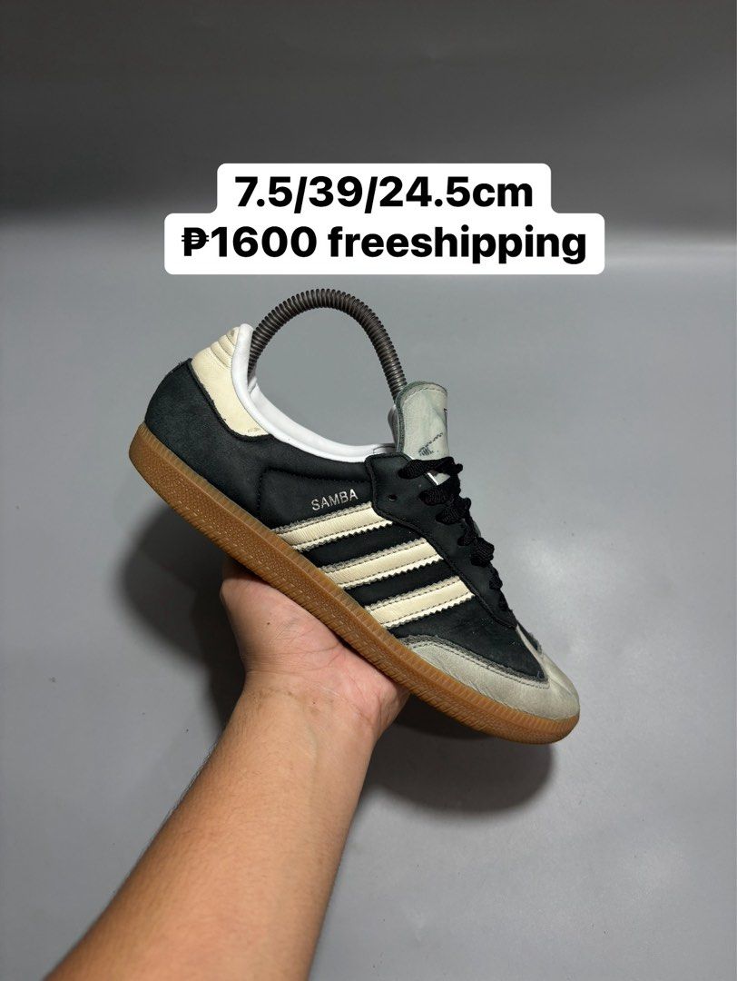 Adidas Samba Black White Gum Sole (Category: Sneakers) located in Butuan. Submitted by shoeetasho (Listing ID 1465741048, Image 1). Description: - Brand: Adidas - Model: Samba - Color: Black and White Leather with Gum Sole - Size: 7.5 US / 39 EU / 24.5 cm - Style: Timeless retro look, perfect for everyday wear.