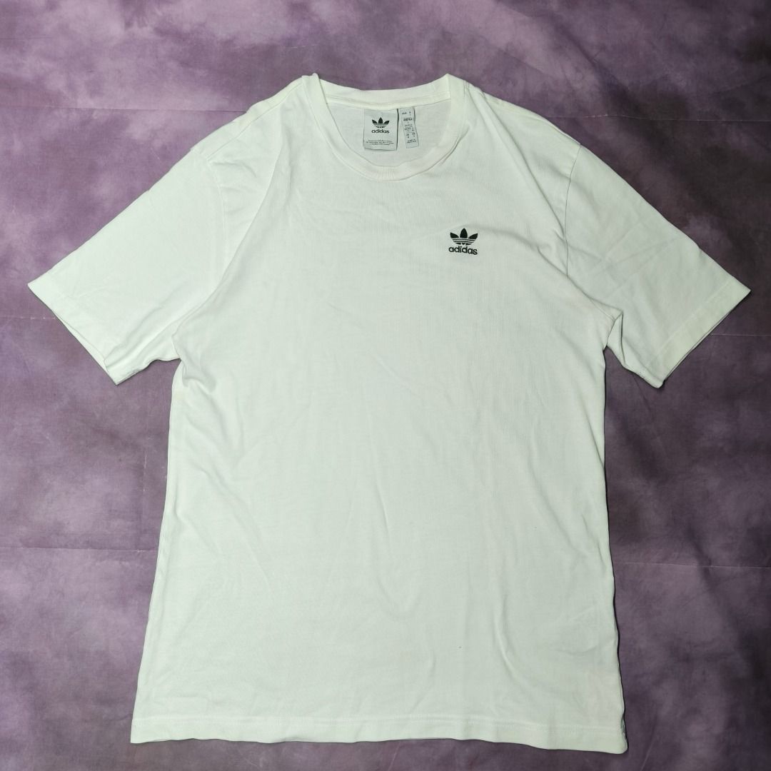 Adidas Trefoil logo (Category: Tshirts & Polo Shirts ) located in San Jose. Submitted by dripdropph22 (Listing ID 1465688691, Image 1). Description: Adidas Trefoil logo 349+Sf small spot stain unli vouche unli VC.