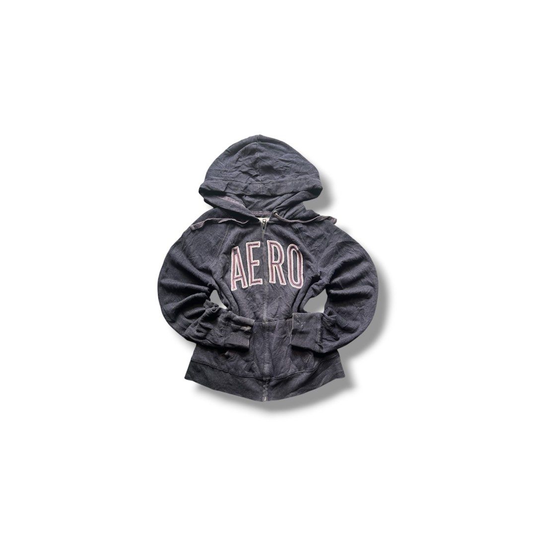AERO ZIP HOODIE JACKET (Category: Coats, Jackets and Outerwear) located in Manila. Submitted by thriftwhoop (Listing ID 1465632215, Image 1). Description: .