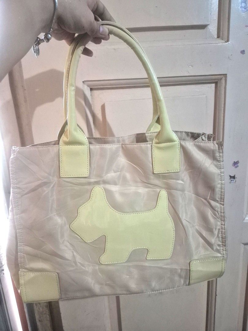 AGATHA Paris nylon tote bag (Category: Tote Bags) located in Manila. Submitted by mommynurse (Listing ID 1465601130, Image 1). Description: .