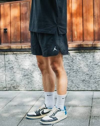 Air jordan dri fit (Category: Activewear) located in Cebu City. Submitted by papart1993 (Listing ID 1465669148, Image 2). Description: JORDAN DRY FIT GOOD AS NEW LATEST RELEASE ABOVE THE KNEE XL 34 WAISTLINE 16 L PANG PICKLE MO RUNNING OR BASKETBOL 📩 CEBU LOCATION.