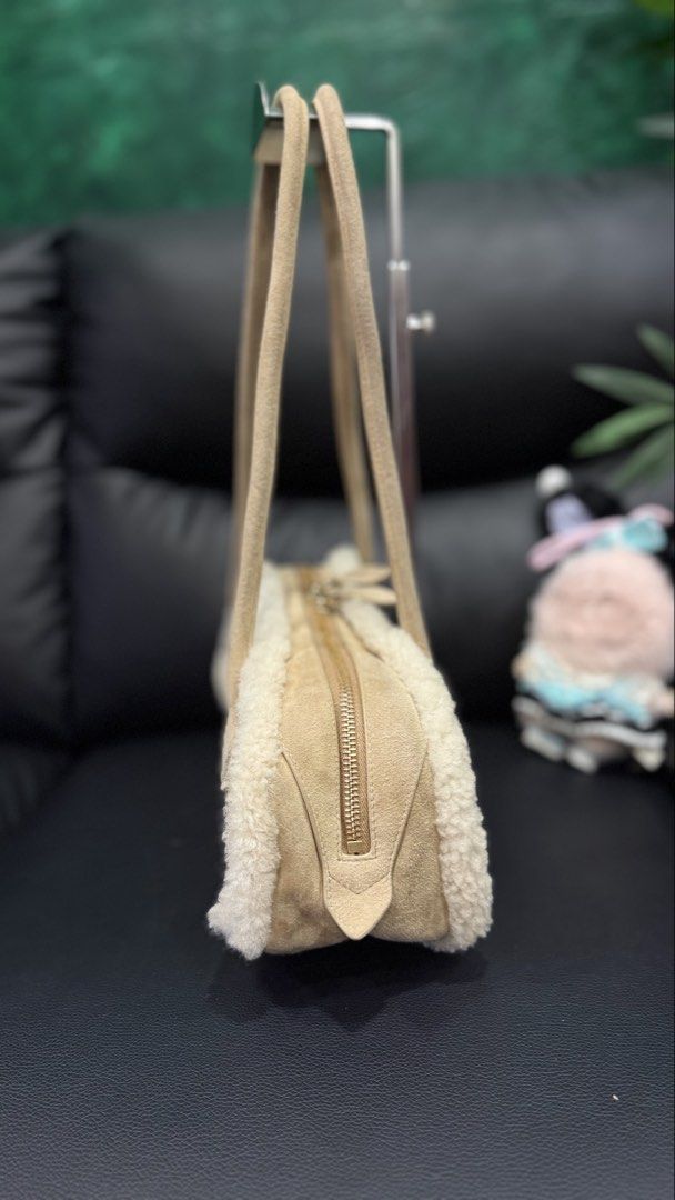 ALAÏA Suede Teckel Bag (Category: Luxury Bags & Wallets) located in Quezon City. Submitted by fivethousandlilies (Listing ID 1465724450, Image 2). Description: Pm for more information .