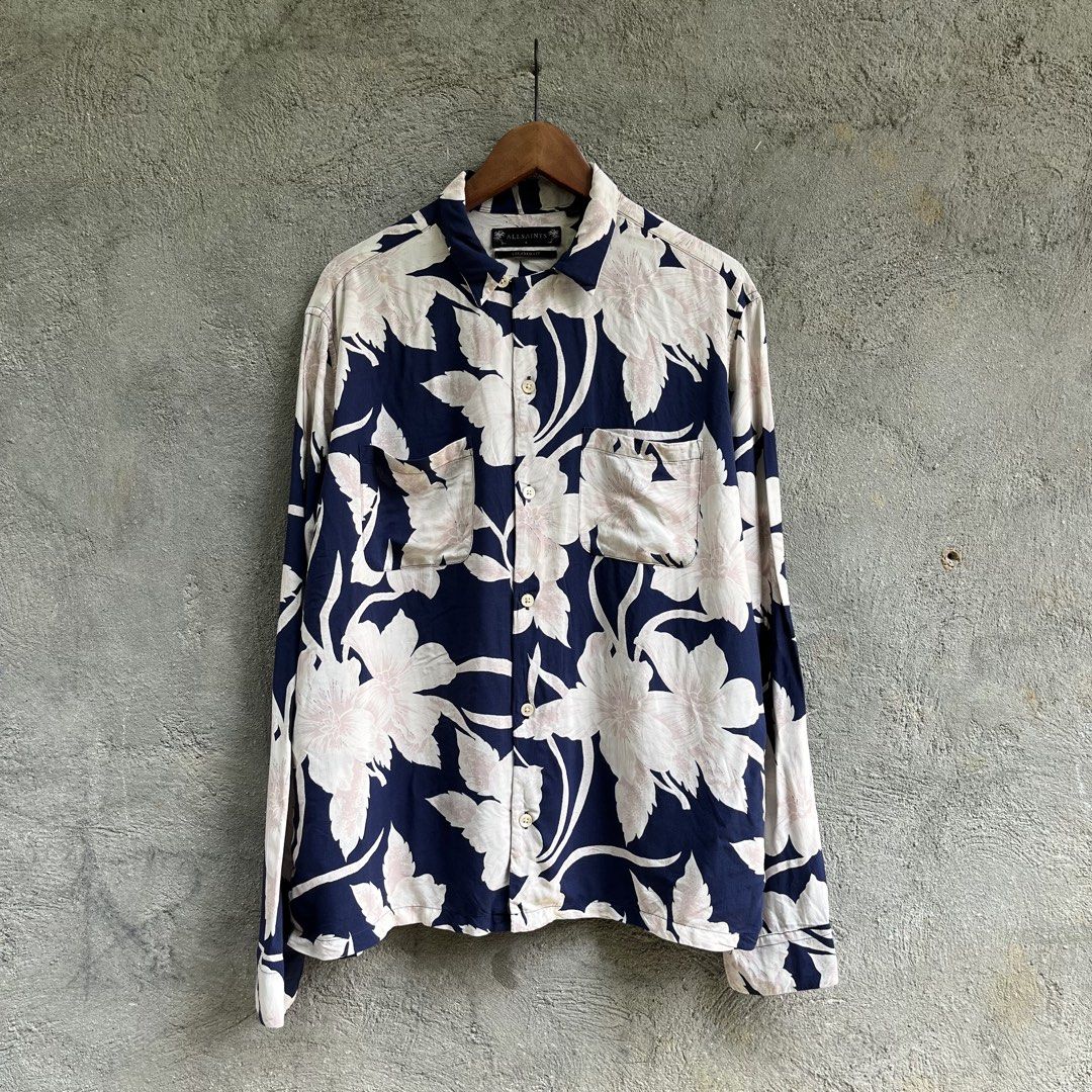 ALLSAINTS JARDIN LONG SLEEVE (Category: Tshirts & Polo Shirts ) located in Manila. Submitted by flippinn (Listing ID 1465608423, Image 1). Description: Large 25W 28L Need wash, Yellow stains Lalamove or J&t Express + Shipping fee.