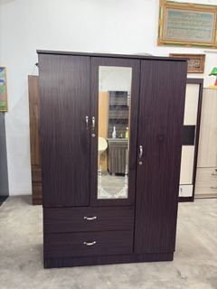 (Category: ) located in . Submitted by goodsdmy_secondhandshop (Listing ID 1465655647, Image 1). Description: .