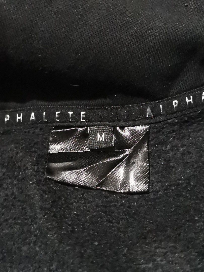 ALPHALETE hoodie jacket (Category: Coats, Jackets and Outerwear) located in San Pedro. Submitted by thriftersthrift (Listing ID 1465583549, Image 3). Description: Width(inches) :19 Length(inches) :24.5 Good condition Issue : check last pic Color rate : 9.5 /10 🌵ALL ITEMS ARE FROM UKAY BALE SO MANAGE YOUR EXPECTATION 🌵 ASK SELLER FOR MORE INFORMATION COLOR MAY CHANGE TRU LIGHTING.