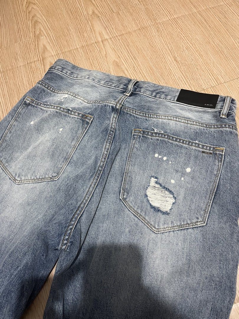 AMIRI - Paint Splatter - Distressed Jeans (Category: Jeans) located in Taguig. Submitted by chicpicked (Listing ID 1465646070, Image 3). Description: AMIRI - Paint Splatter - Distressed Jeans Authentic Good as new No flaws Size 33 on ta Measurement: 33 - 34” Waistline 42” Length 11.5” Thigh 9.5” Knee 31” Inseam 12.5” Front Rise 9” Leg Opening 3,500 .