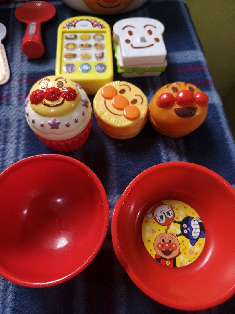 Anpanman Kitchen Set (Category: Character Goods) located in Caloocan City. Submitted by mckysprelove (Listing ID 1465653786, Image 2). Description: Touch-and-Talk Smart Anpanman Kitchen, ‎Anpanman Talking Rice Cooker, ‎Anpanman character bread-shaped toys ‎Anpanman Food Characters and other anpanman accessories. (ordinary cutting cake) ‎ ‎Please understand that this is a used item by children before purchasing. ‎ ‎Location 📍 Balagtas Bulacan ‎.
