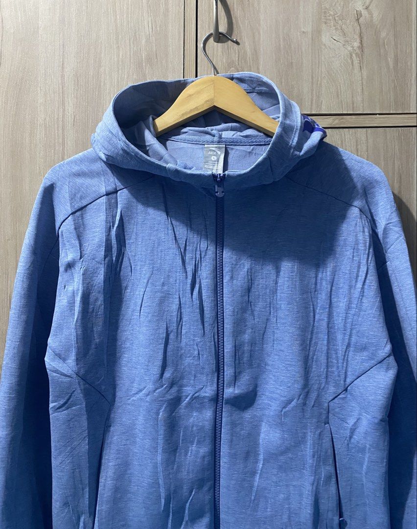 Anta Techfleece jacket (Category: Coats, Jackets and Outerwear) located in Binan City. Submitted by rnj_affordable (Listing ID 1465705768, Image 2). Description: like new.