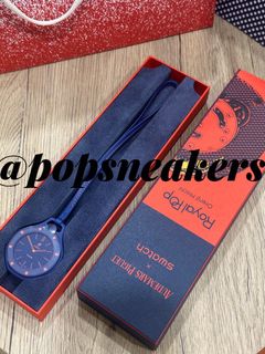 由 popsneakers (刊登 ID 1465608094，圖片 1) 提交，位於 的 (類別：)，說明：。