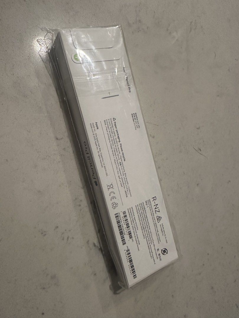 Apple Pencil Pro (Category: Other Mobile & Gadget Accessories) located in Taguig. Submitted by habieeeru (Listing ID 1465742604, Image 2). Description: Apple Pencil Pro - White 100% Brand new and original Sealed. Comes in original retail box with plastic packaging Compatible with iPad Pro (M4, M5), iPad Air (M2), and iPad mini (A17 Pro) RFS: supposed to be for gifting 😅 .