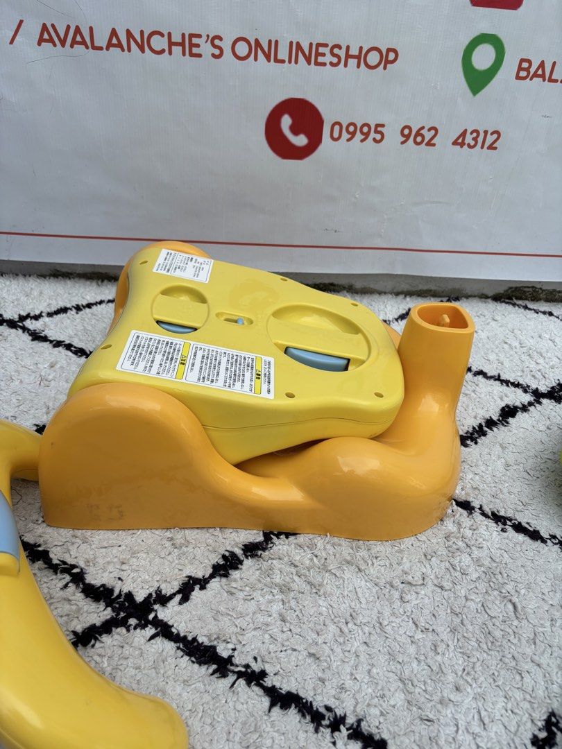 Aprica Bath chair (Category: Bathtub & Bath Accessories) located in Manila. Submitted by avalanchesonlineshopmainacount (Listing ID 1465659542, Image 3). Description: .