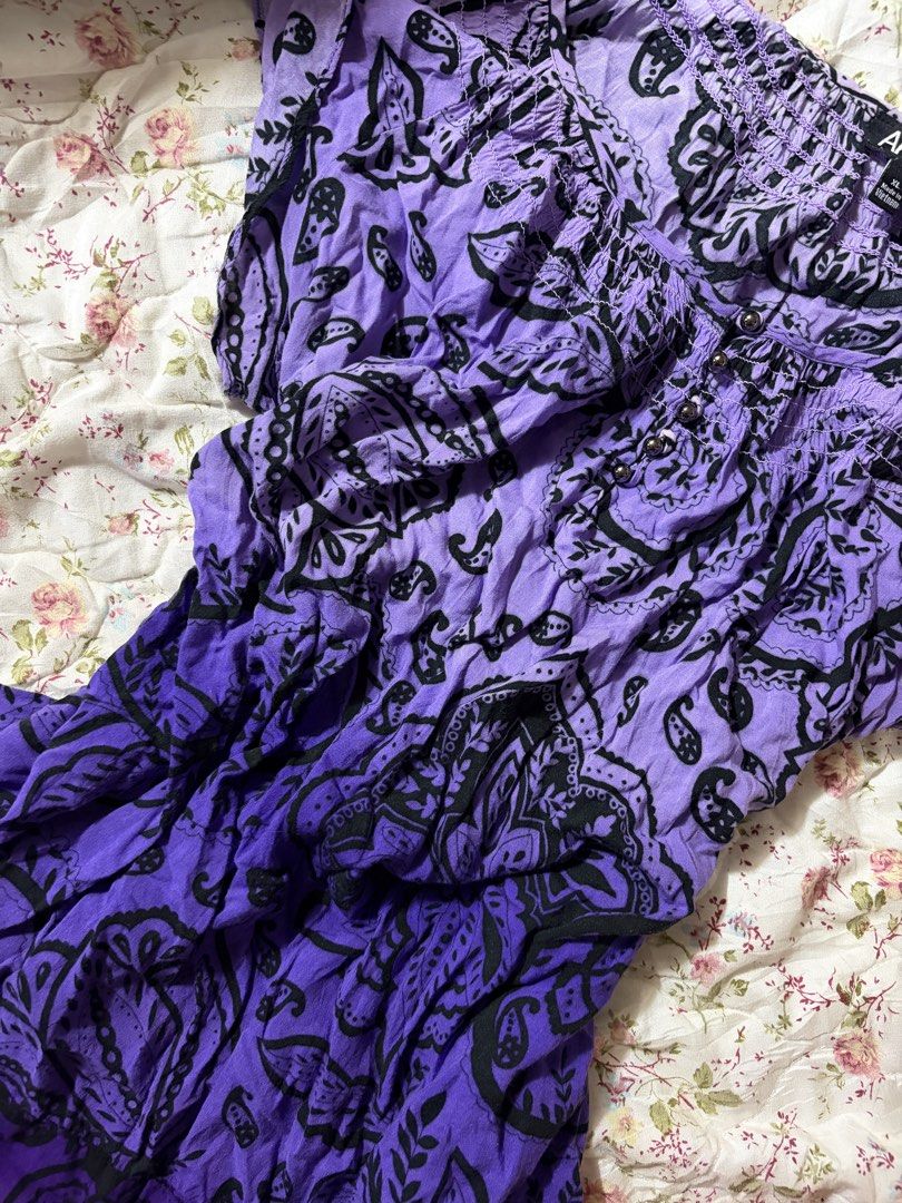 APT.9 Boho Paisley Top (Category: Blouses) located in Muntinlupa City. Submitted by herellas0504 (Listing ID 1465695353, Image 3). Description: APT.9 Boho Paisley Top Mine: 250 | Lock: 350 ———————————— size: medium-large xL on tag no issue, good as new willing to keep.