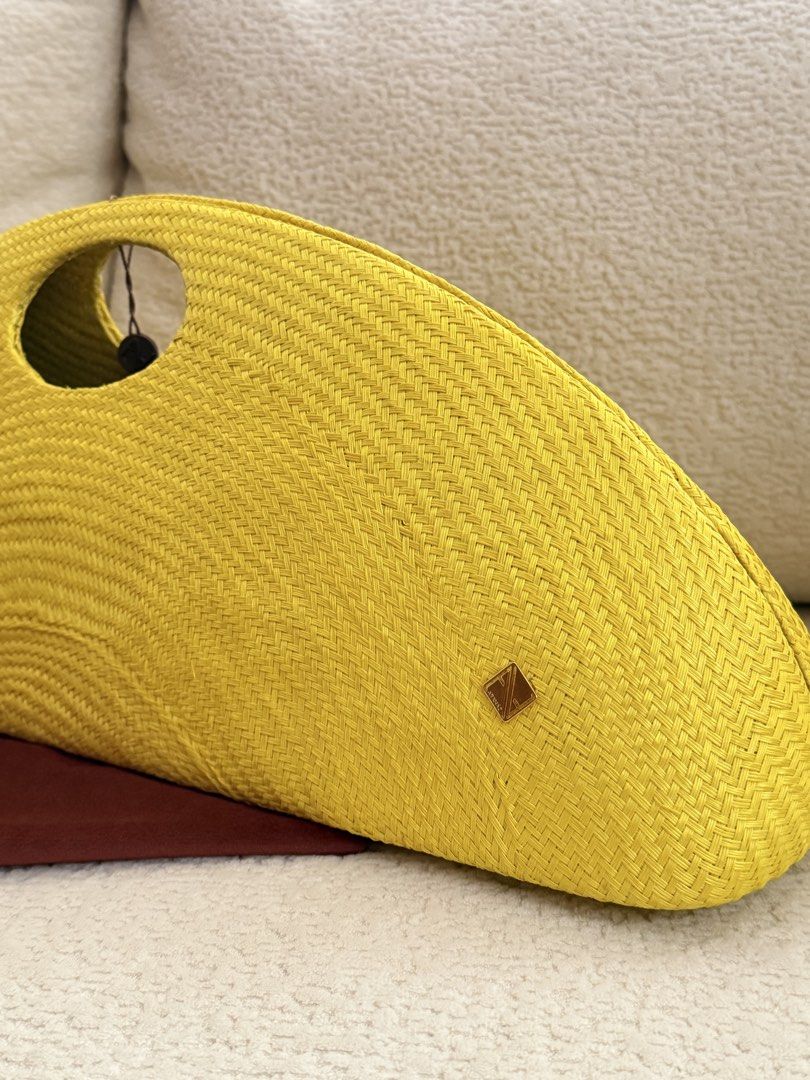 Aranaz Amor 2 Medium in Yellow (Category: Beach Bags) located in Paranaque City. Submitted by consciouscleanout (Listing ID 1465294753, Image 3). Description: Not a reseller! 🙂 SRP is 9,800 - Brand new and unused. Comes in its original packaging, complete with tags - Bought from Aranaz Greenbelt RFS: impulsively bought this and realized I won’t be able to use it anytime soon Price posted is final. Would rather keep than sell low.
