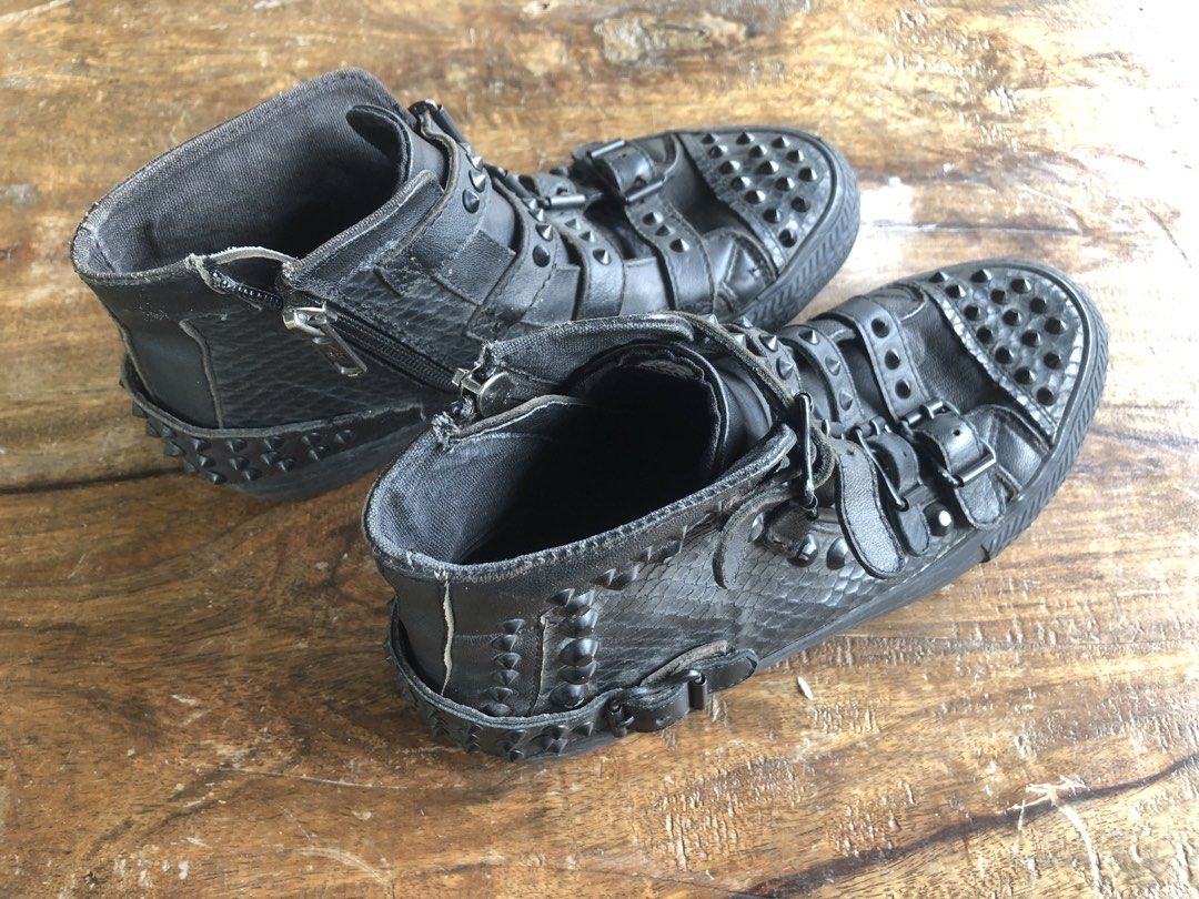 ASH vicious black studded sneaker shoe (Category: Shoe inserts) located in Tarlac. Submitted by ellefinds000 (Listing ID 1465661268, Image 3). Description: can fit 36 accepting offers!.