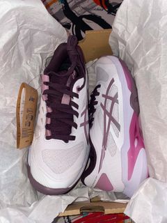(Category: ) located in . Submitted by shoe_world (Listing ID 1465635542, Image 1). Description: .