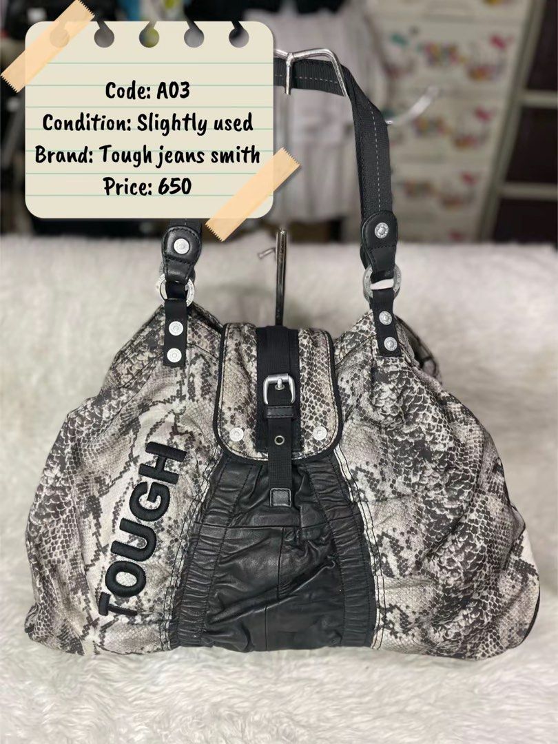 Assorted bags (Category: Luxury Bags & Wallets) located in Malabon City. Submitted by bagelyasnilucas (Listing ID 1465669429, Image 3). Description: Price is for attention only Kindly refer to the captions.