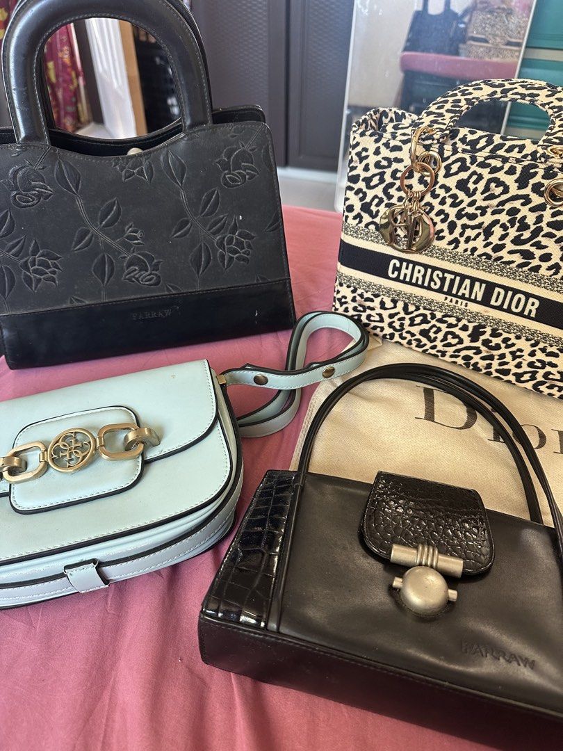 assorted bags for ₱100 (Category: Shoulder Bags) located in Tarlac. Submitted by shne12 (Listing ID 1465609715, Image 1). Description: the blue bag is original guess bag.