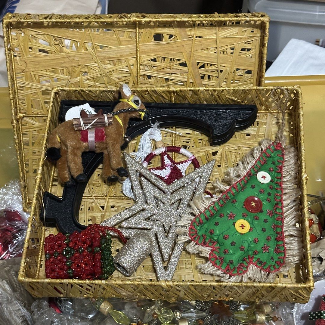 Assorted Christmas tree ornaments and decorations (Category: Vintage Collectibles) located in Kawit. Submitted by wevibevintage (Listing ID 1465742606, Image 1). Description: .
