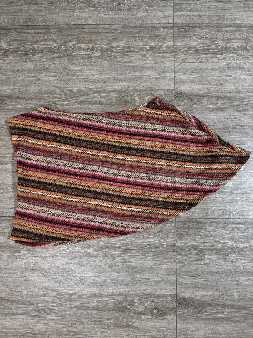 Asymmetrical boho summer top / cover up (Category: Others Tops) located in Quezon City. Submitted by thshxn21 (Listing ID 1465679888, Image 1). Description: ITEM DETAILS & SELLING TERMS * RFS: Not flattering on me * Fit Reference/Measurements: * Bust: 34” * Waist: 26” * Hips: 38” SHIPPING & PAYMENT * Delivery: Lalamove only (Buyer shoulders the shipping fee) * Payment via GCash / Bank Transfer PLEASE READ BEFORE BUYING * Pre-loved/Used unless sta
